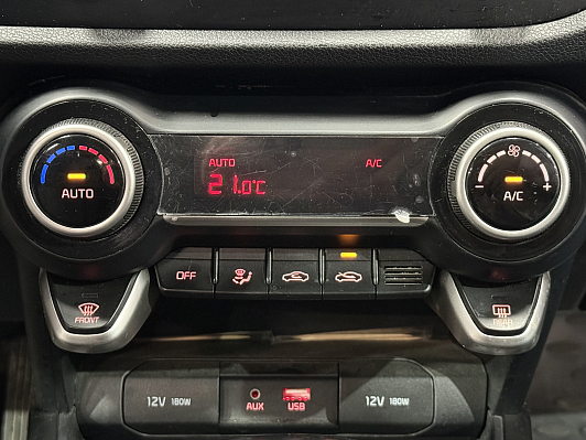 Kia Rio Luxe, 2017 года, пробег 163999 км