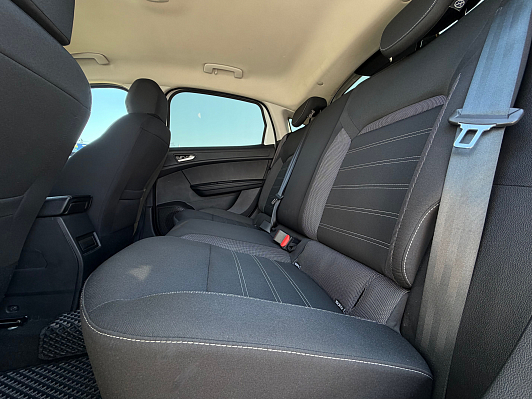 Renault Arkana Life, 2021 года, пробег 58288 км