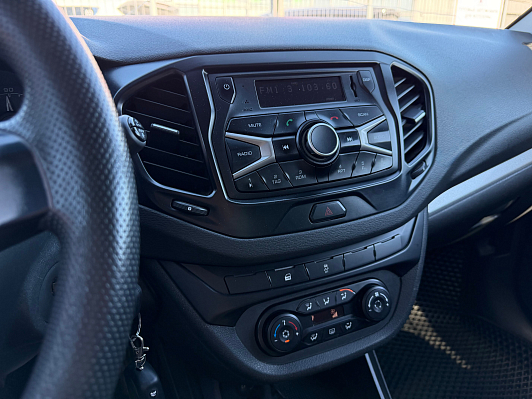 Lada (ВАЗ) Vesta Comfort, 2016 года, пробег 179000 км