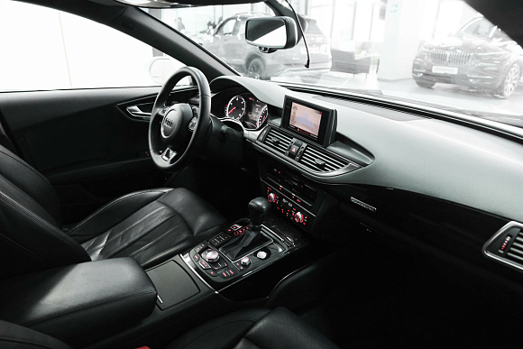 Audi A7, 2012 года, пробег 175000 км