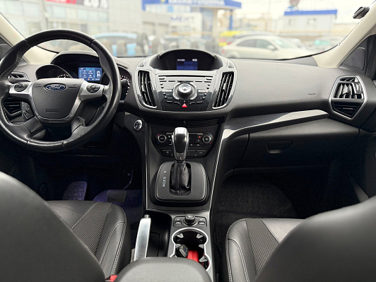 Ford Kuga Titanium, 2014 года, пробег 130486 км