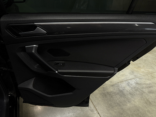 Volkswagen Tiguan Highline, 2018 года, пробег 124500 км