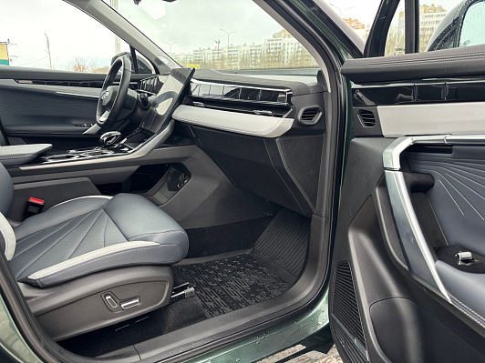 Geely Atlas Спорт, 2024 года, пробег 19000 км