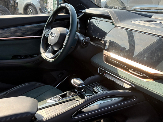 Geely Monjaro Flagship, 2024 года, пробег 52391 км