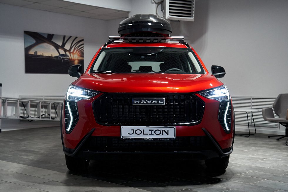 Haval Jolion Комфорт, красный