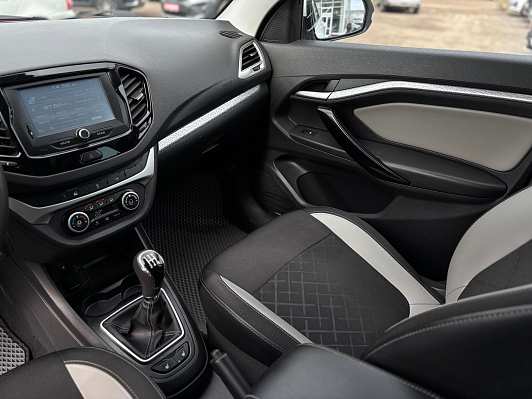 Lada (ВАЗ) Vesta Luxe, 2019 года, пробег 113000 км