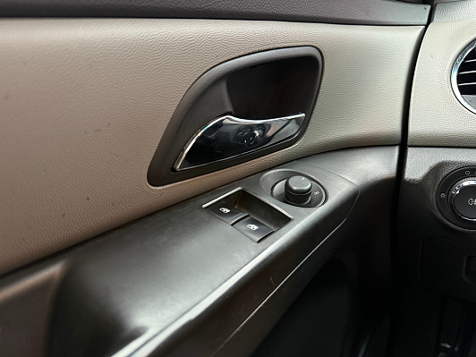 Chevrolet Cruze LT, 2013 года, пробег 267800 км