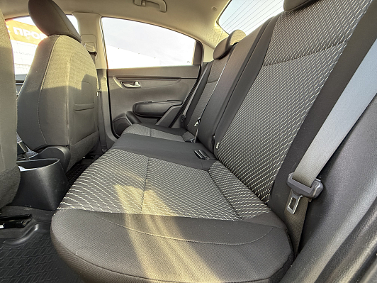 Kia Rio Luxe, 2017 года, пробег 128000 км