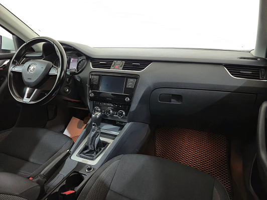 Skoda Octavia Ambition, 2017 года, пробег 71300 км