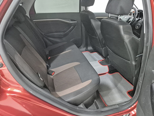 Lada (ВАЗ) Vesta Exclusive (2018-2019), 2017 года, пробег 98435 км