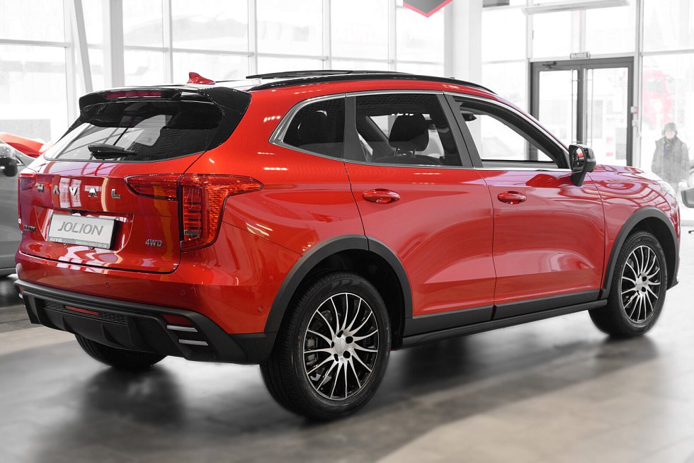 Haval Jolion Техно +, красный