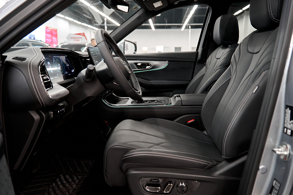 GAC GS8 GX Premium, серебряный