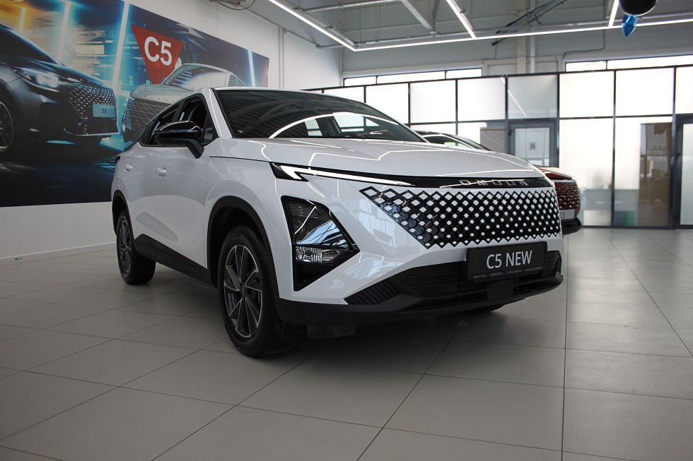Omoda C5 Актив, белый
