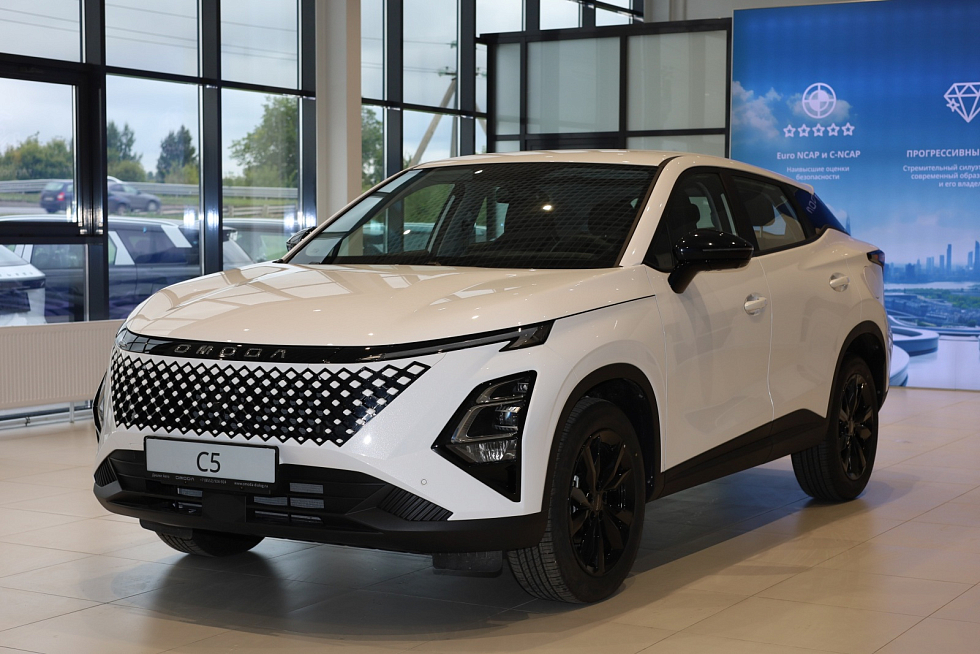 Omoda C5 Стиль, белый