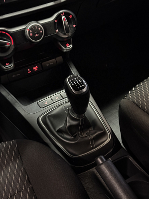 Kia Rio Comfort, 2019 года, пробег 79000 км