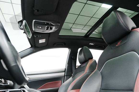 Geely Coolray Flagship, 2021 года, пробег 25566 км