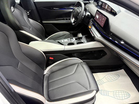 Changan UNI-V Комфорт, 2024 года, пробег 14063 км