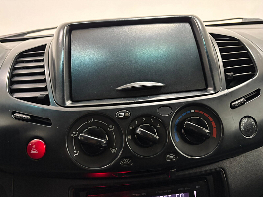 Mitsubishi L200 Invite, 2014 года, пробег 314185 км