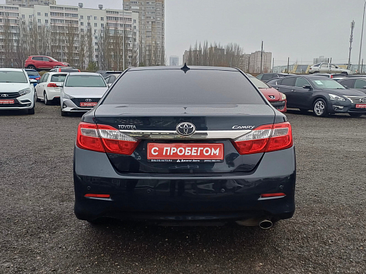 Toyota Camry, 2013 года, пробег 192972 км