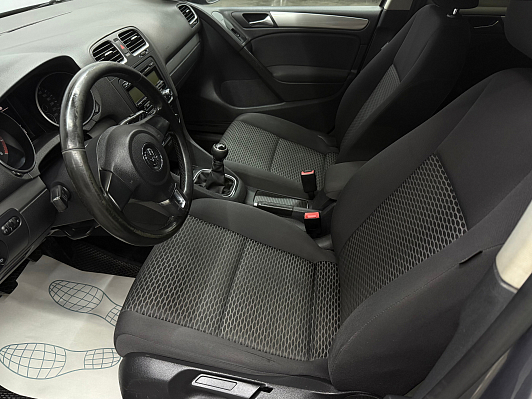 Volkswagen Golf, 2011 года, пробег 305054 км