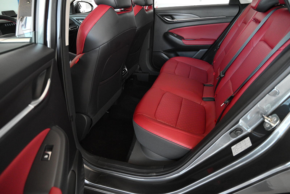 Changan Eado Plus Техно, серый