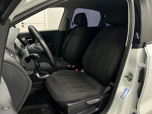 Volkswagen Polo Comfortline, 2019 года, пробег 131944 км
