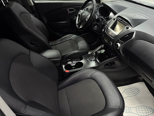 Hyundai ix35 Travel, 2014 года, пробег 131477 км