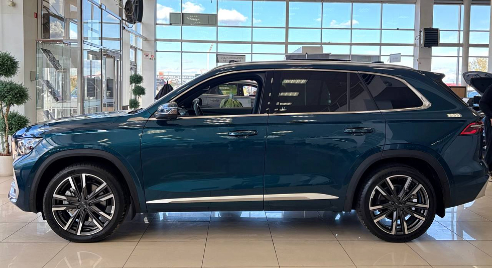 Geely Monjaro Luxury, зеленый