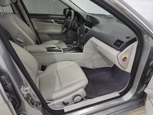Mercedes-Benz C-Класс, 2009 года, пробег 184247 км