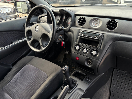 Mitsubishi Outlander, 2004 года, пробег 229370 км