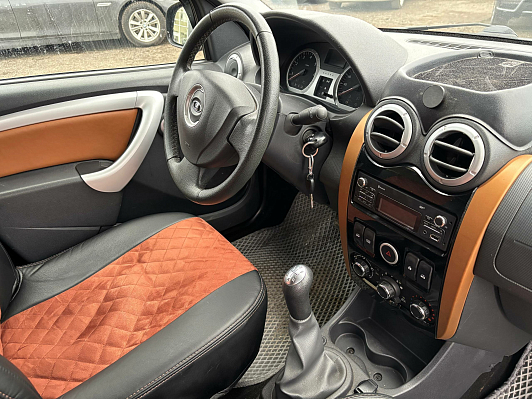 Lada (ВАЗ) Largus Luxe Glonass (7 мест) (2018-2019), 2019 года, пробег 118985 км