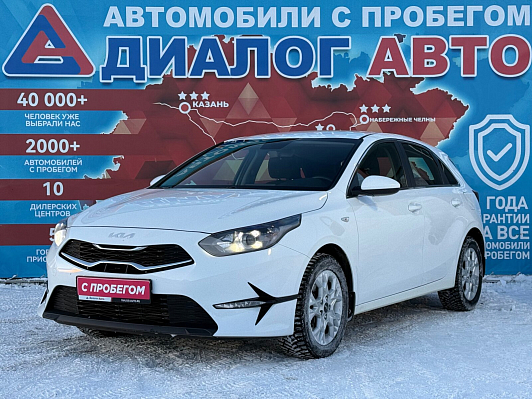 Kia Ceed Luxe, 2023 года, пробег 31000 км