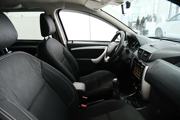 Nissan Terrano Elegance Plus, 2021 года, пробег 140000 км