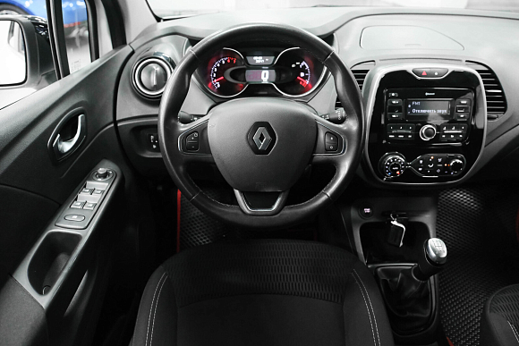 Renault Kaptur Drive, 2019 года, пробег 139000 км