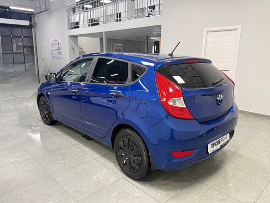 Hyundai Solaris Active, 2012 года, пробег 132726 км