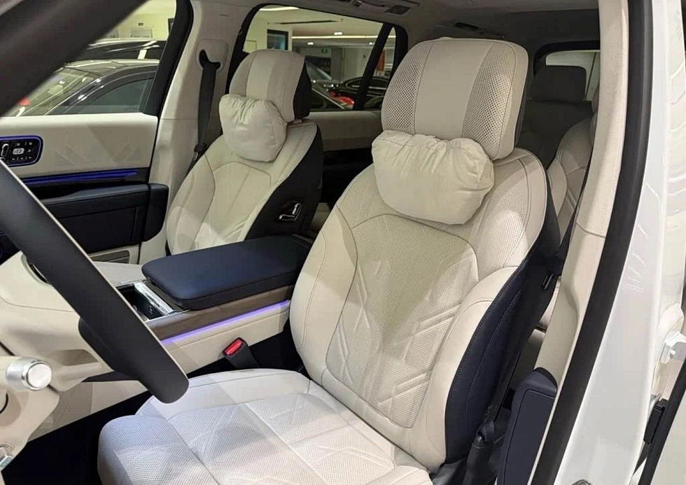 Zeekr 9X Hyper, белый