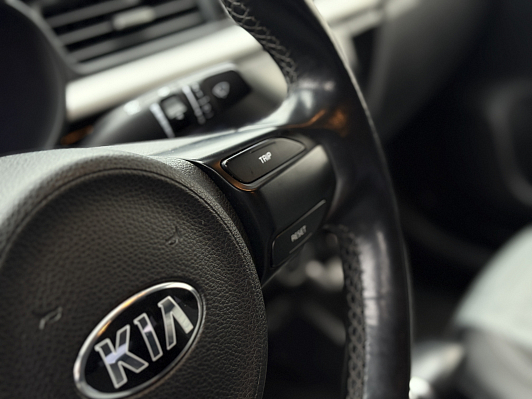 Kia Rio Comfort, 2017 года, пробег 142000 км