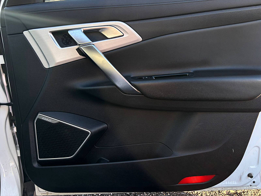 Geely Atlas Luxury, 2021 года, пробег 136765 км