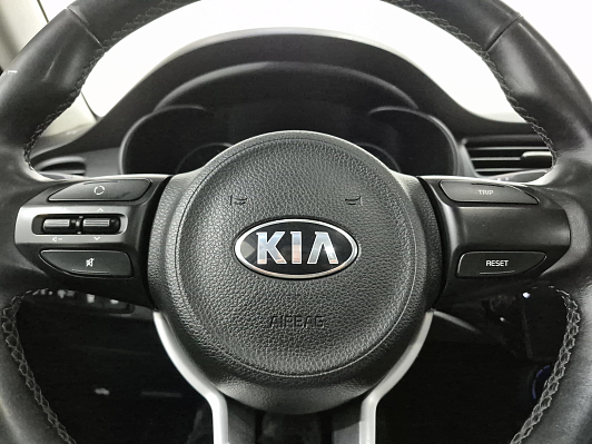 Kia Rio Luxe, 2017 года, пробег 133605 км