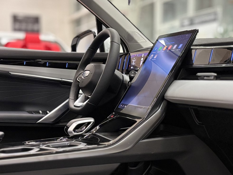 Geely Atlas Luxury, белый