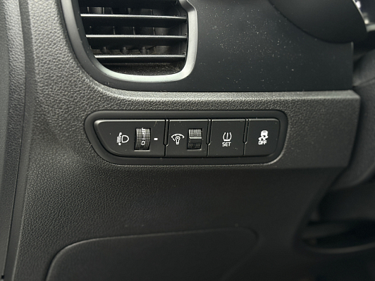 Kia Rio Comfort, 2017 года, пробег 142000 км