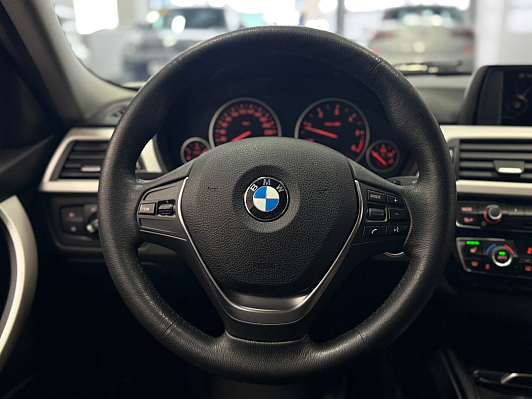 BMW 3 серии, 2017 года, пробег 202732 км