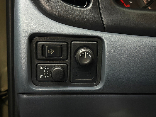 Nissan Almera, 2004 года, пробег 237670 км