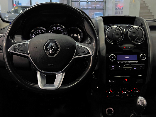 Renault Duster Luxe Privilege, 2019 года, пробег 155000 км