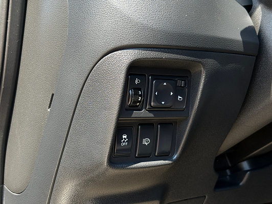 Nissan Juke XE, 2013 года, пробег 180000 км