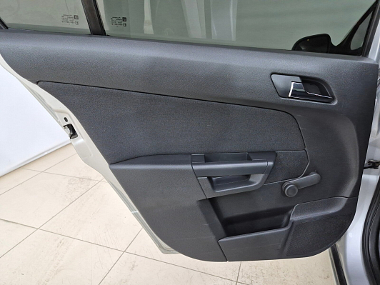 Opel Astra Enjoy, 2011 года, пробег 204701 км