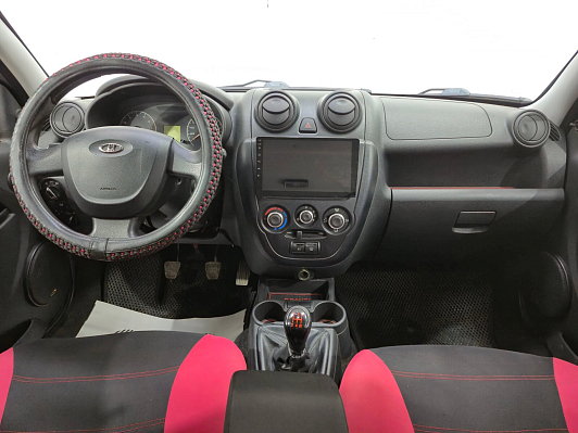 Lada (ВАЗ) Granta, 2015 года, пробег 101749 км