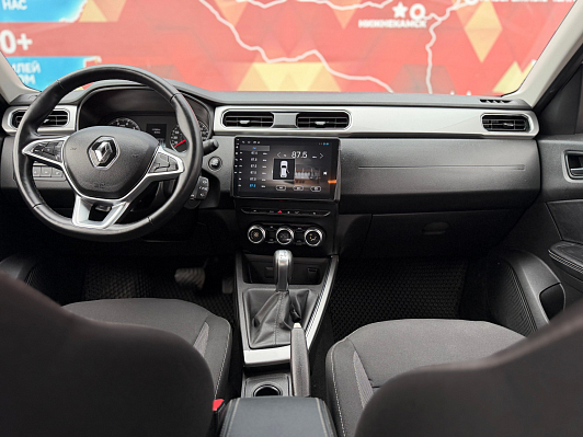 Renault Arkana Style, 2021 года, пробег 117385 км