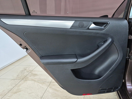 Volkswagen Jetta, 2015 года, пробег 177187 км