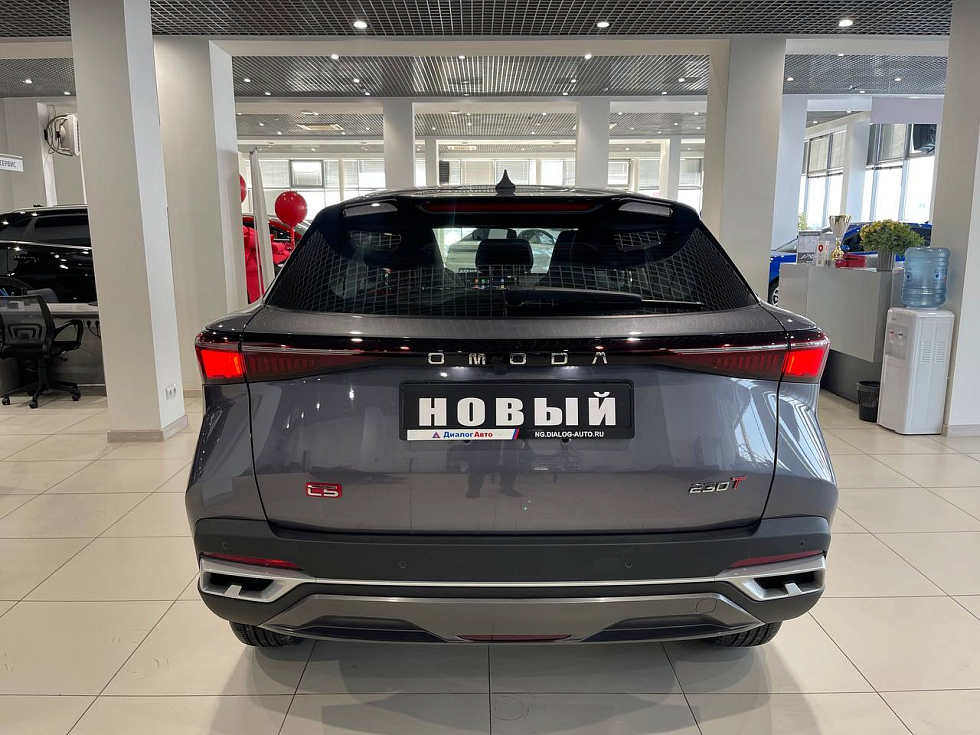 Omoda C5 Fun, серебряный